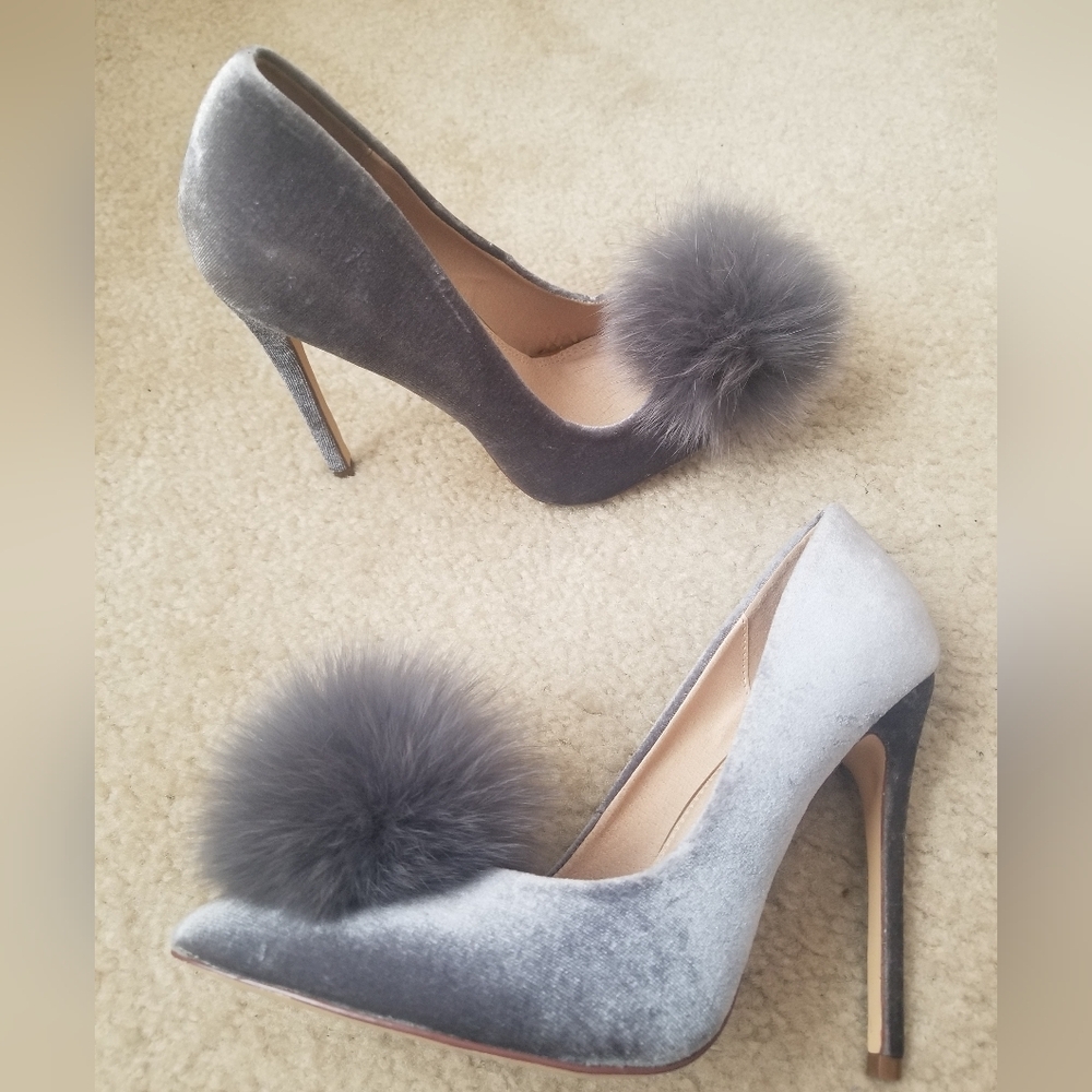 Grey Velvet Pumps